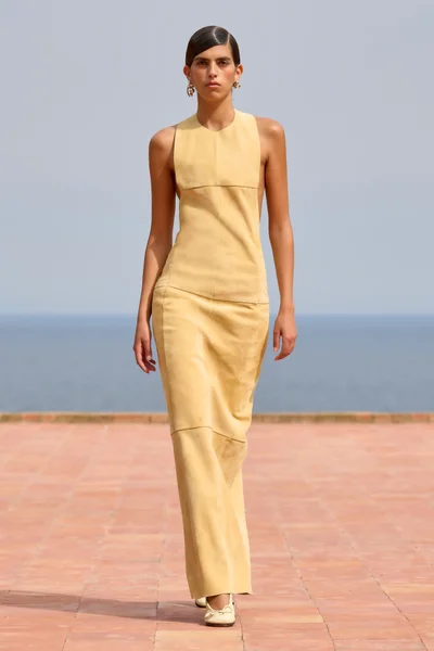 Look 13